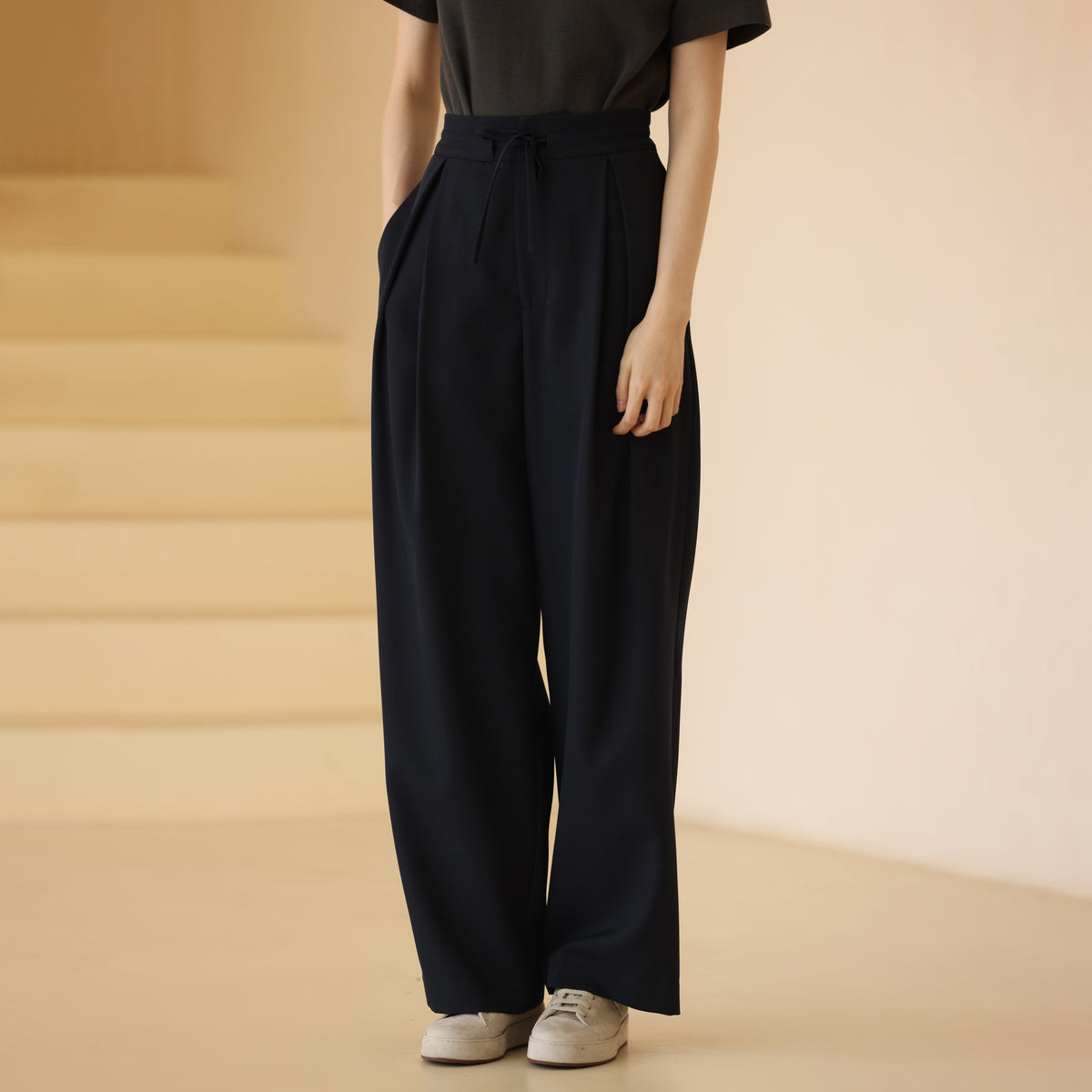 Drawstring Wide-Leg Trousers - by chocpi