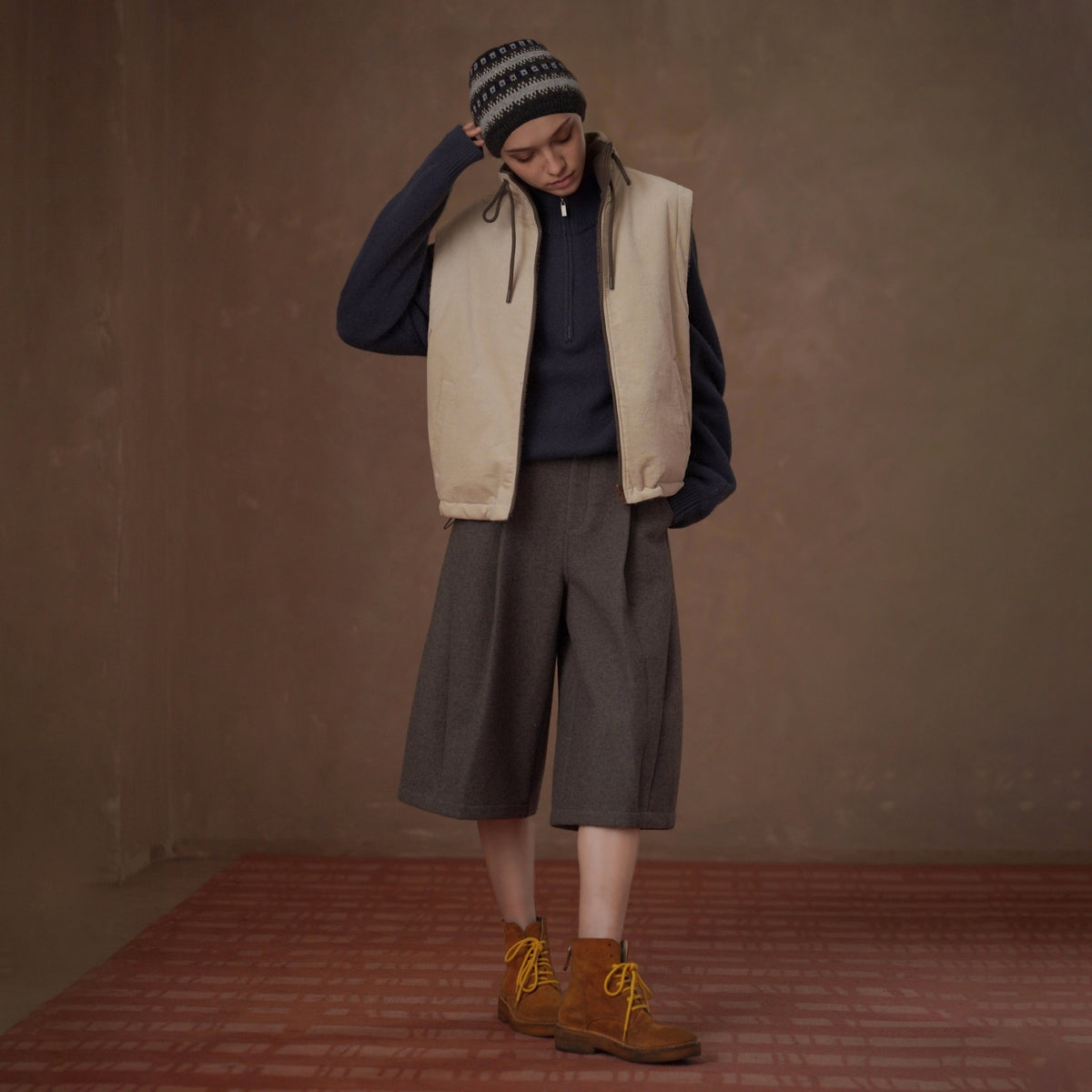 Reversible Corduroy & Sherpa Vest - by chocpi
