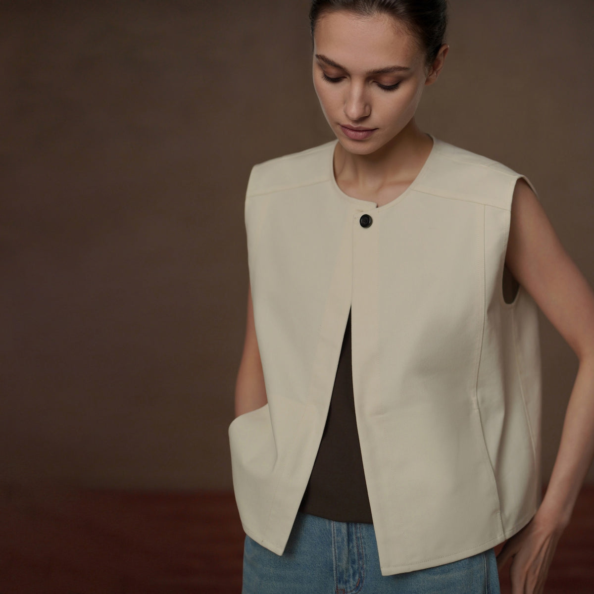 Cotton-Blend Boxy Vest - by chocpi