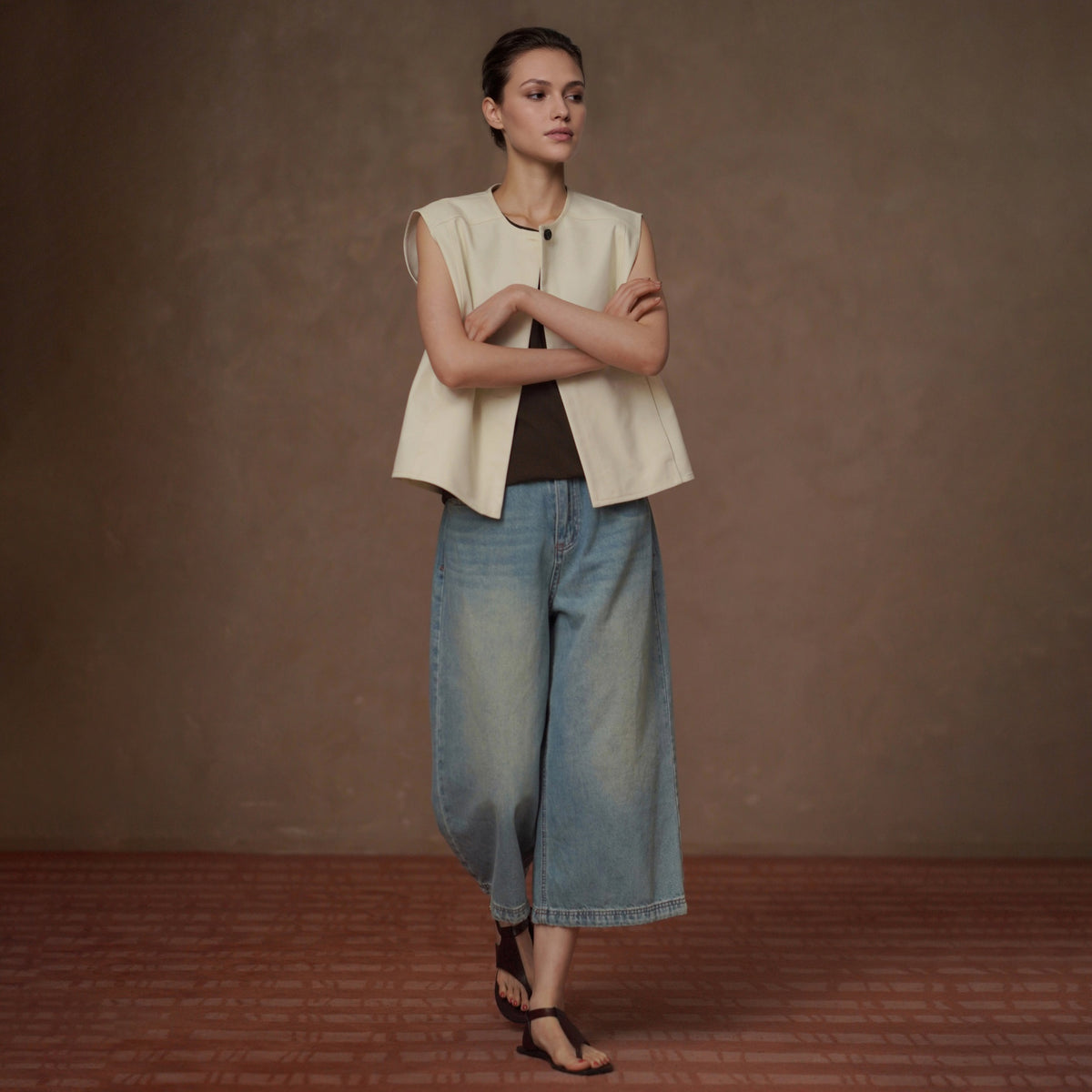 Cotton-Blend Boxy Vest - by chocpi