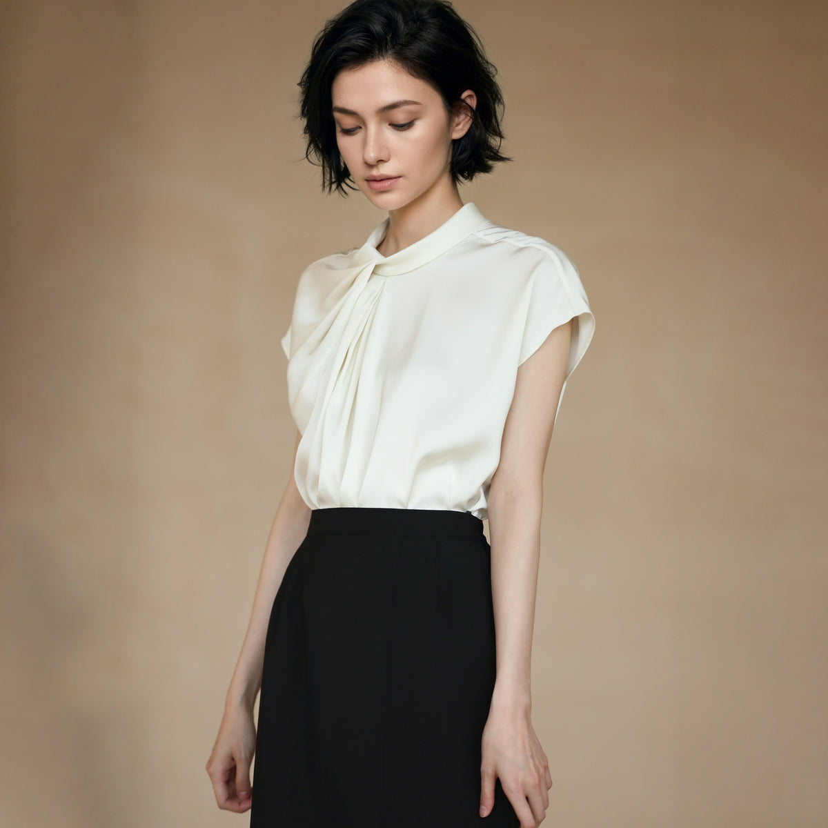 Pleated Sleeveless Top - by chocpi
